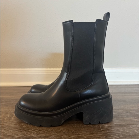 Shoes - Black Chunky Chelsea Boots